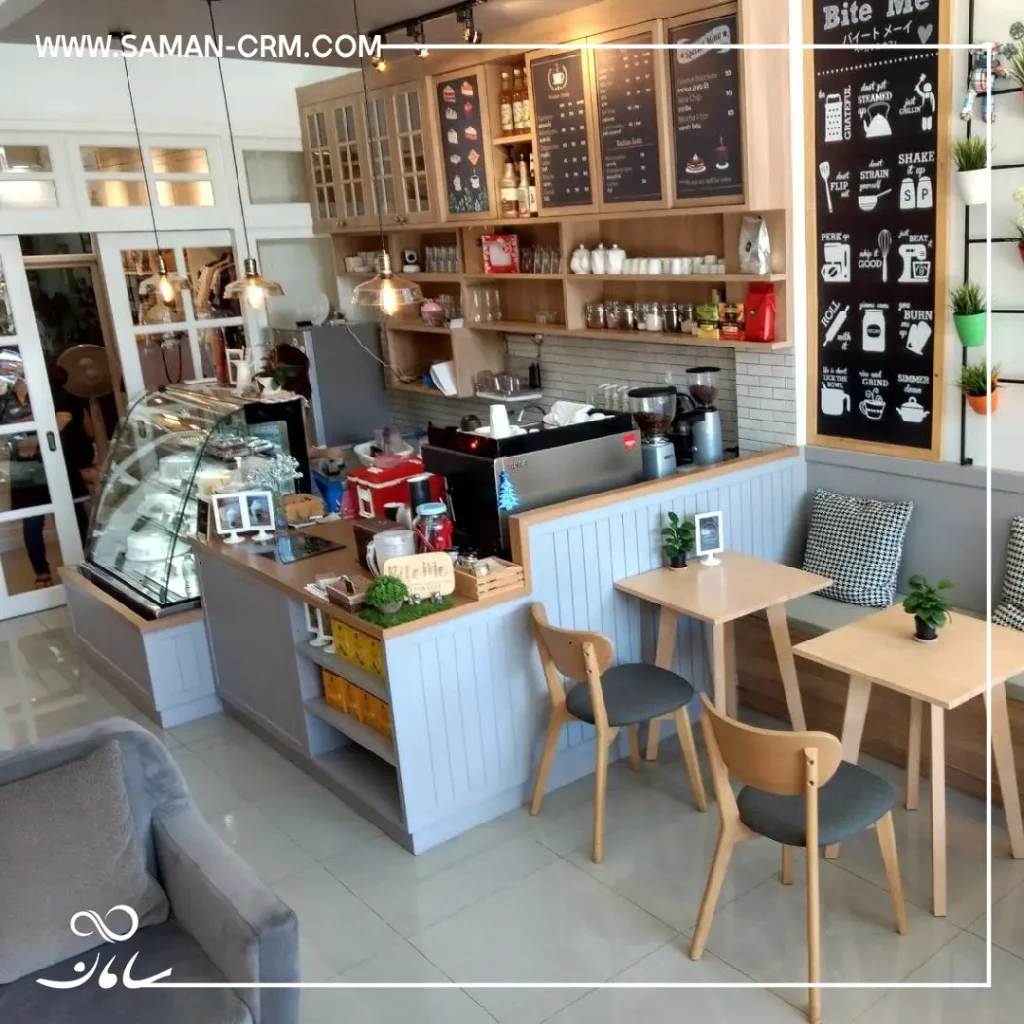 طراحی برند و انتخاب نام رستوران کوچک | راهنمای کامل ساخت هویت ماندگار