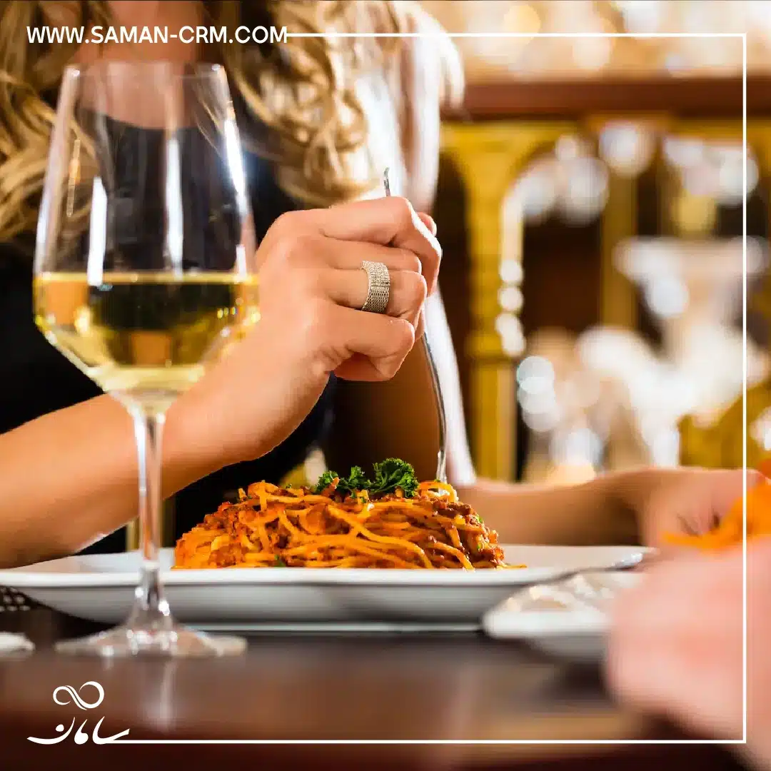 مفهوم «لحظه طلایی» در برخورد با مشتریان رستوران